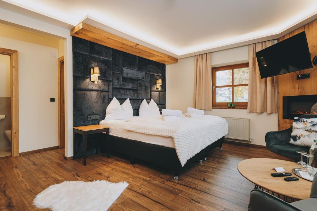 Hotel Gasthof Mitteregger - Beste Lage In Kaprun Esterno foto