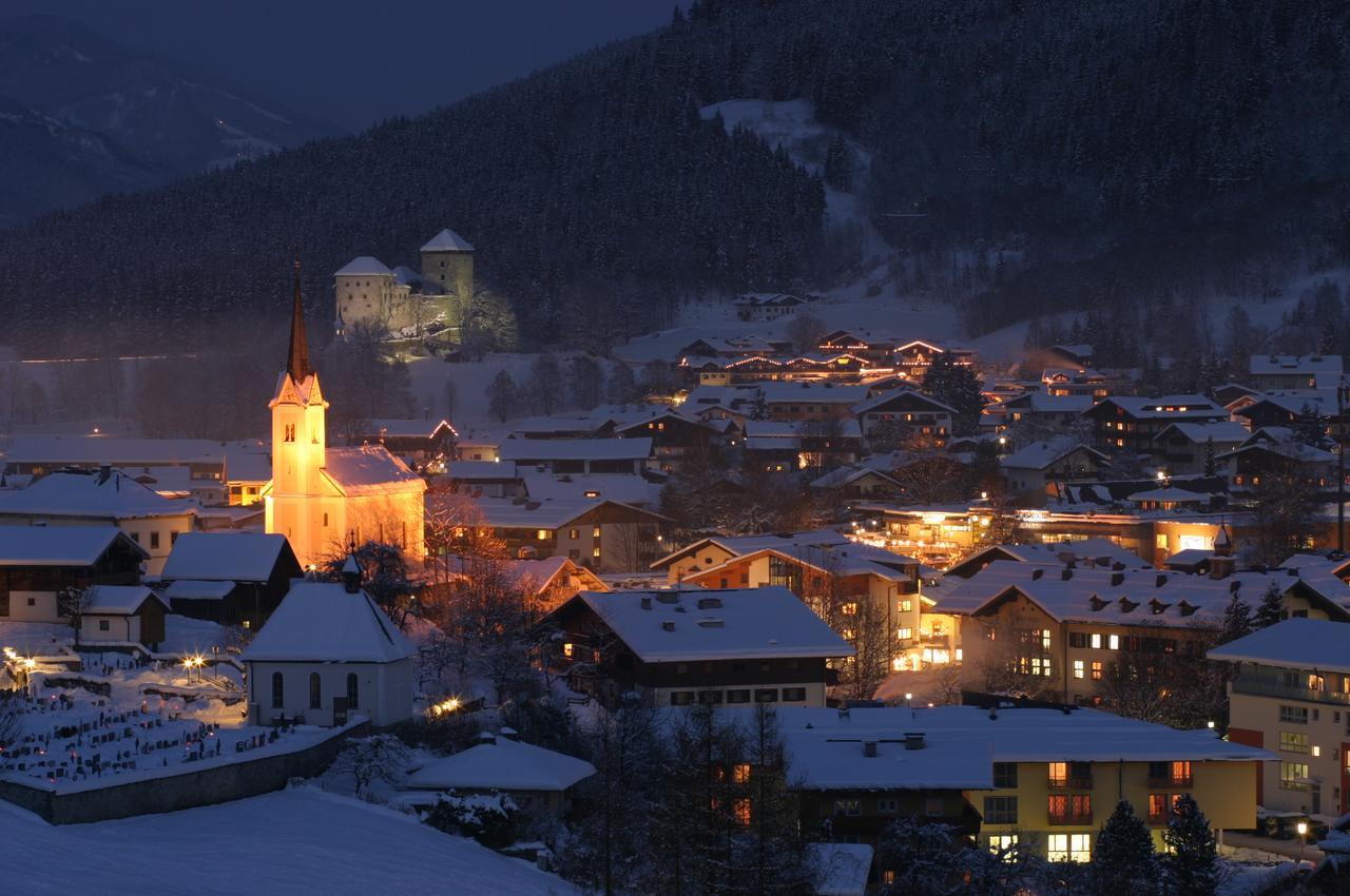 Hotel Gasthof Mitteregger - Beste Lage In Kaprun Esterno foto